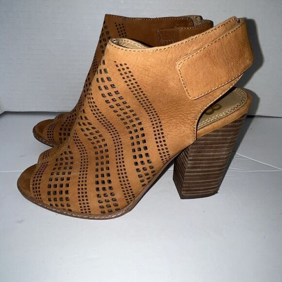 Gianni‎ Bini GB Chunky Heels Women's Sz 7.5 Open Toe Ankle Stacked Pumps Sandals - Picture 3 of 9